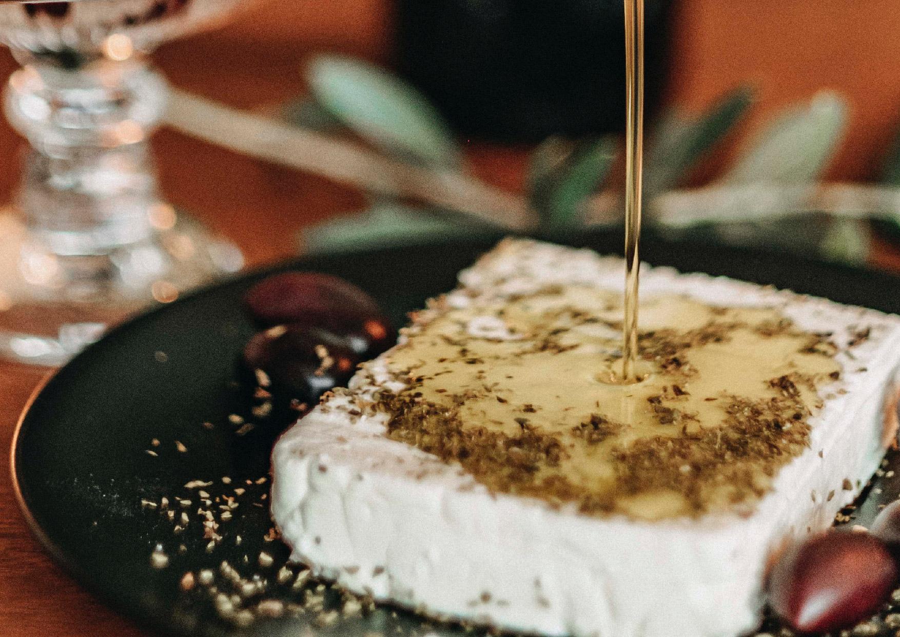 Aelia Luxury Suites Karterados  Exterior foto Feta cheese with olive oil