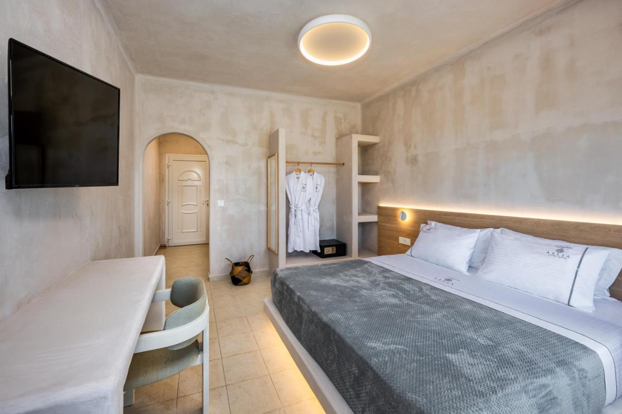 Aelia Luxury Suites Karterados  Exterior foto A room at the hotel