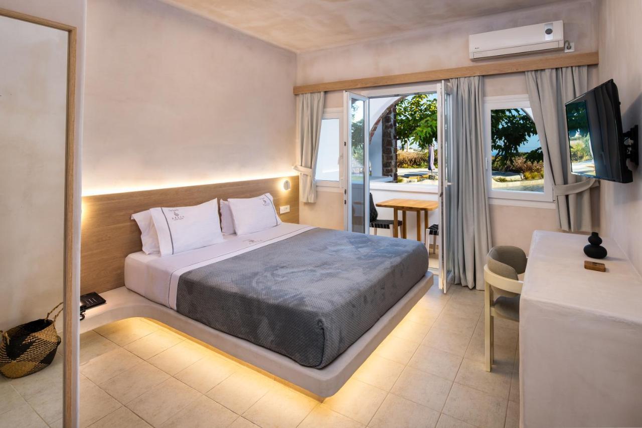 Aelia Luxury Suites Karterados  Exterior foto Deluxe room